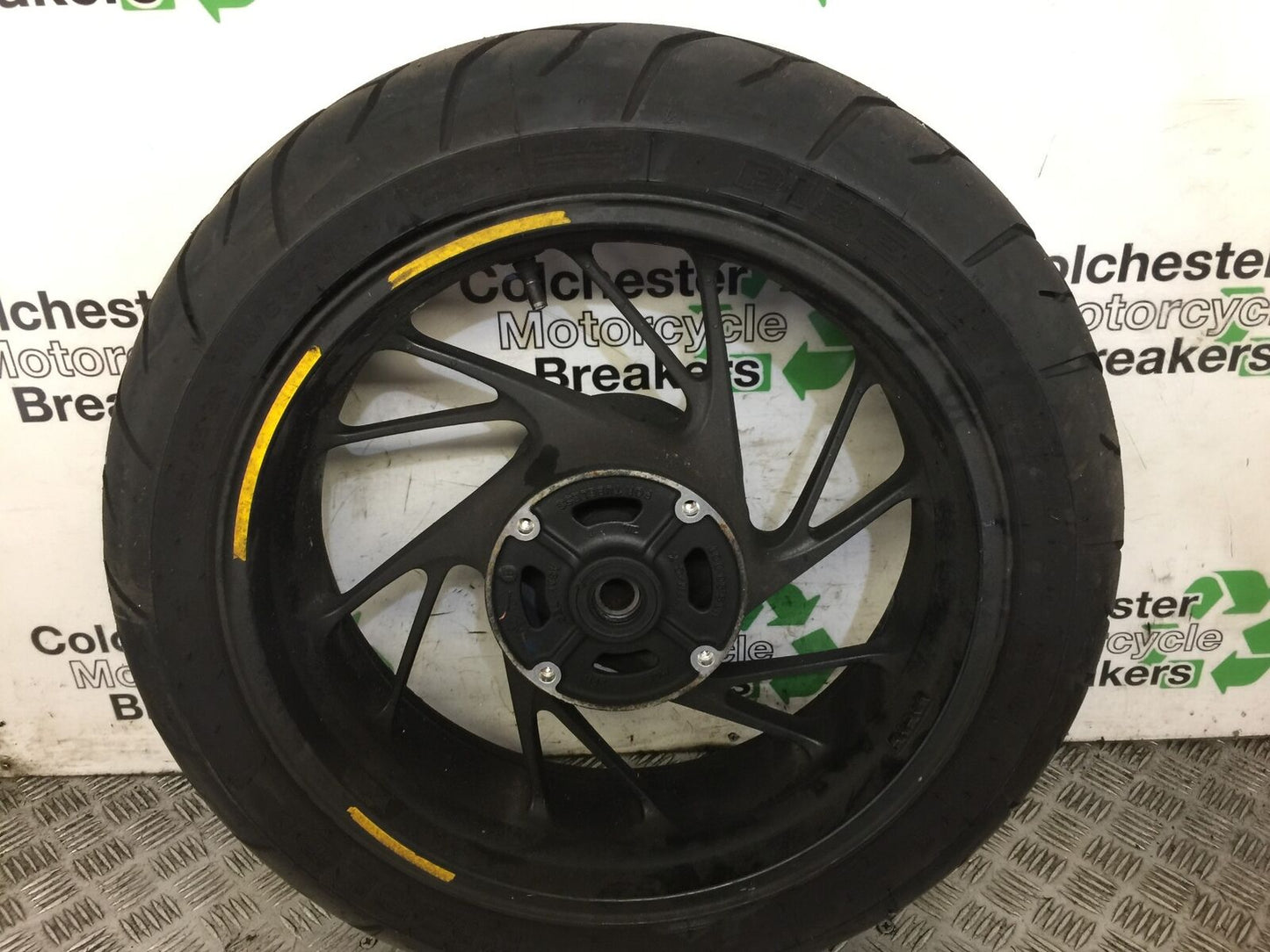 HONDA CB650 F CB 650 FA-E REAR WHEEL   YEAR 2014-2017 STOCK 609