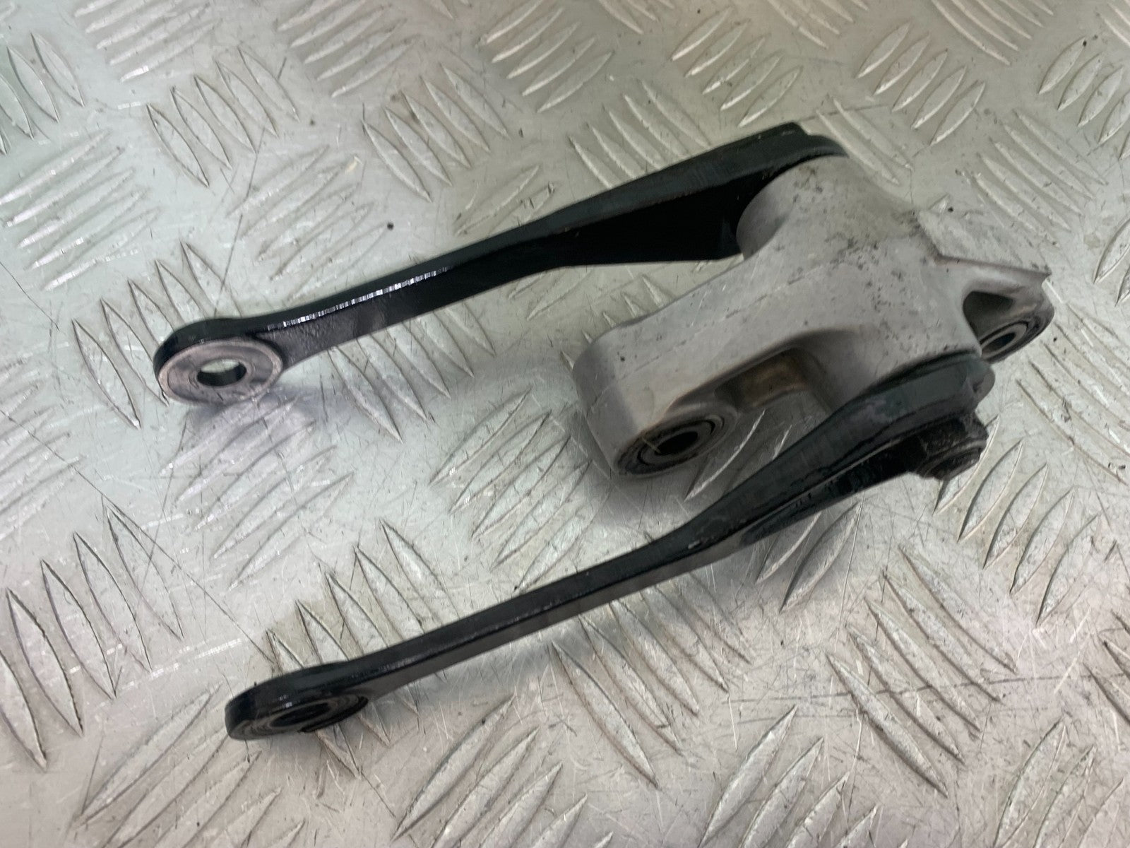 SUZUKI SV1000 SV 1000 S REAR SHOCK LINKAGE   YEAR 2003-2007 (CMB1293)