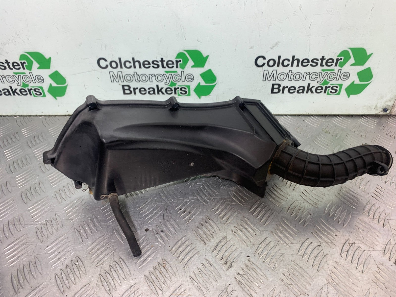 YAMAHA XMAX 300 AIRBOX   YEAR 2017-2020 (CMB1218)