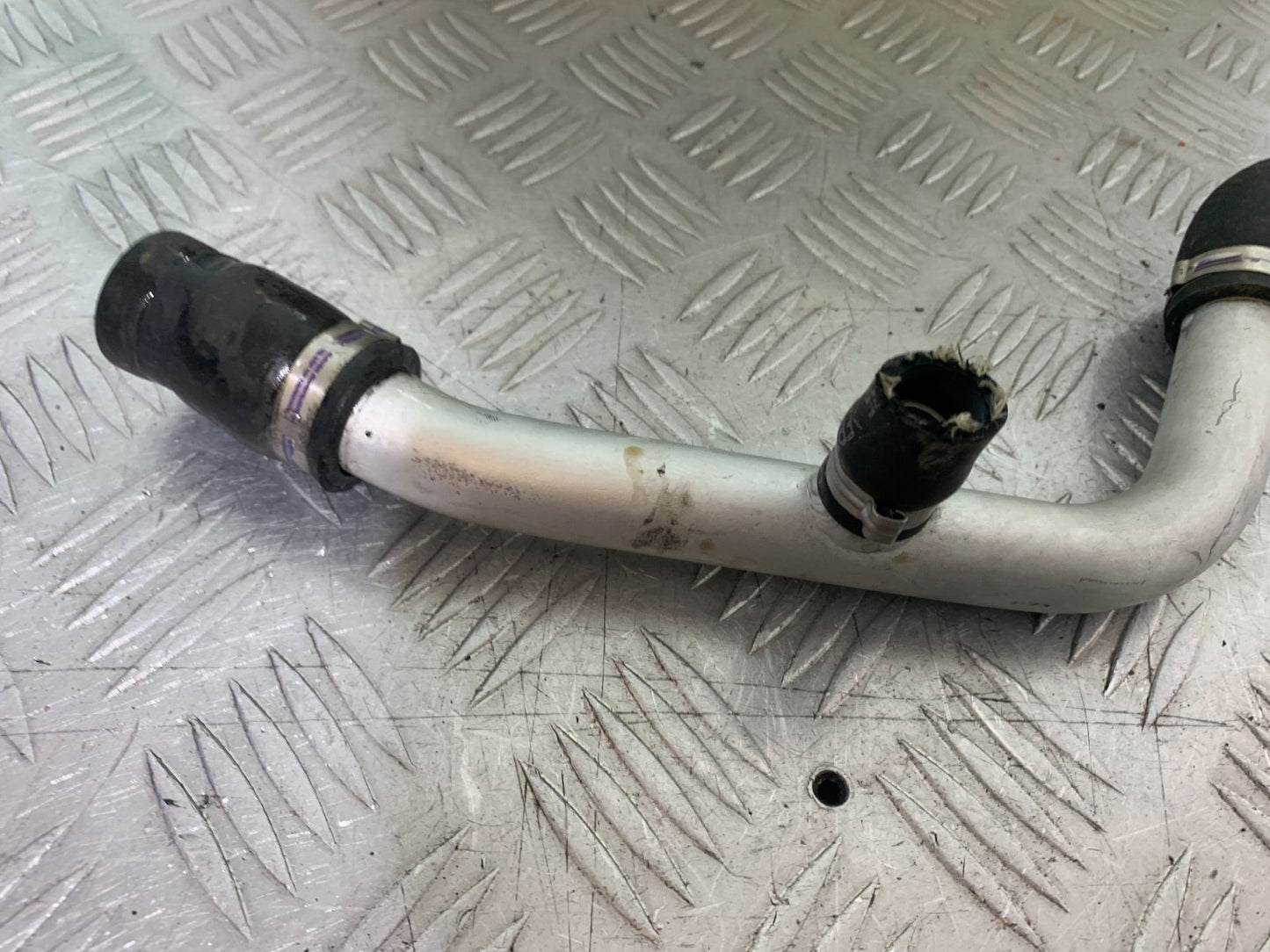 APRILIA RSV4 FACTORY WATER PIPE YEAR 2009-2012 (CMB1224)