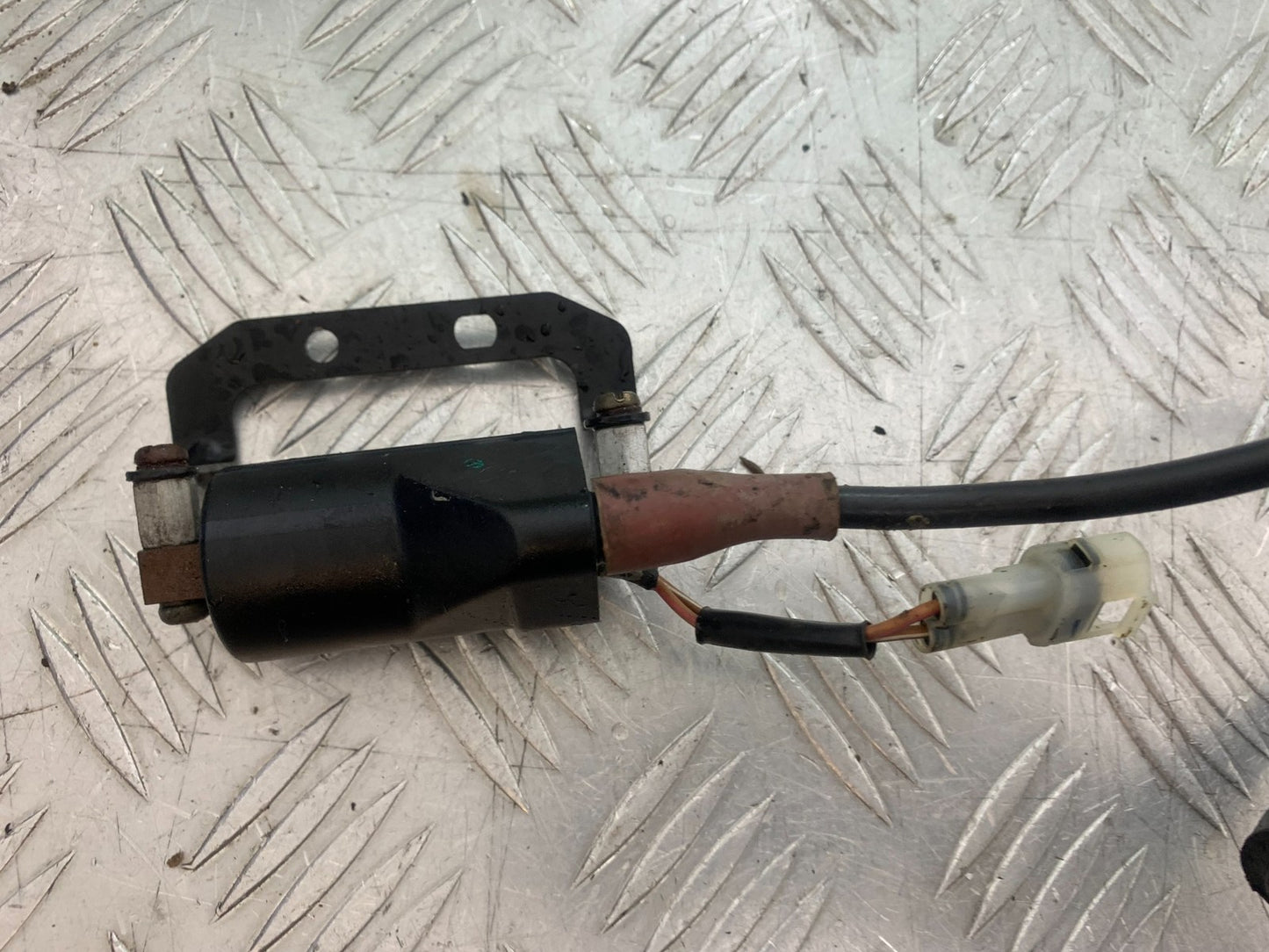 ROYAL ENFIELD HIMALAYAN 411 COIL AND CAP  YEAR 2018-2023 (CMB1279)