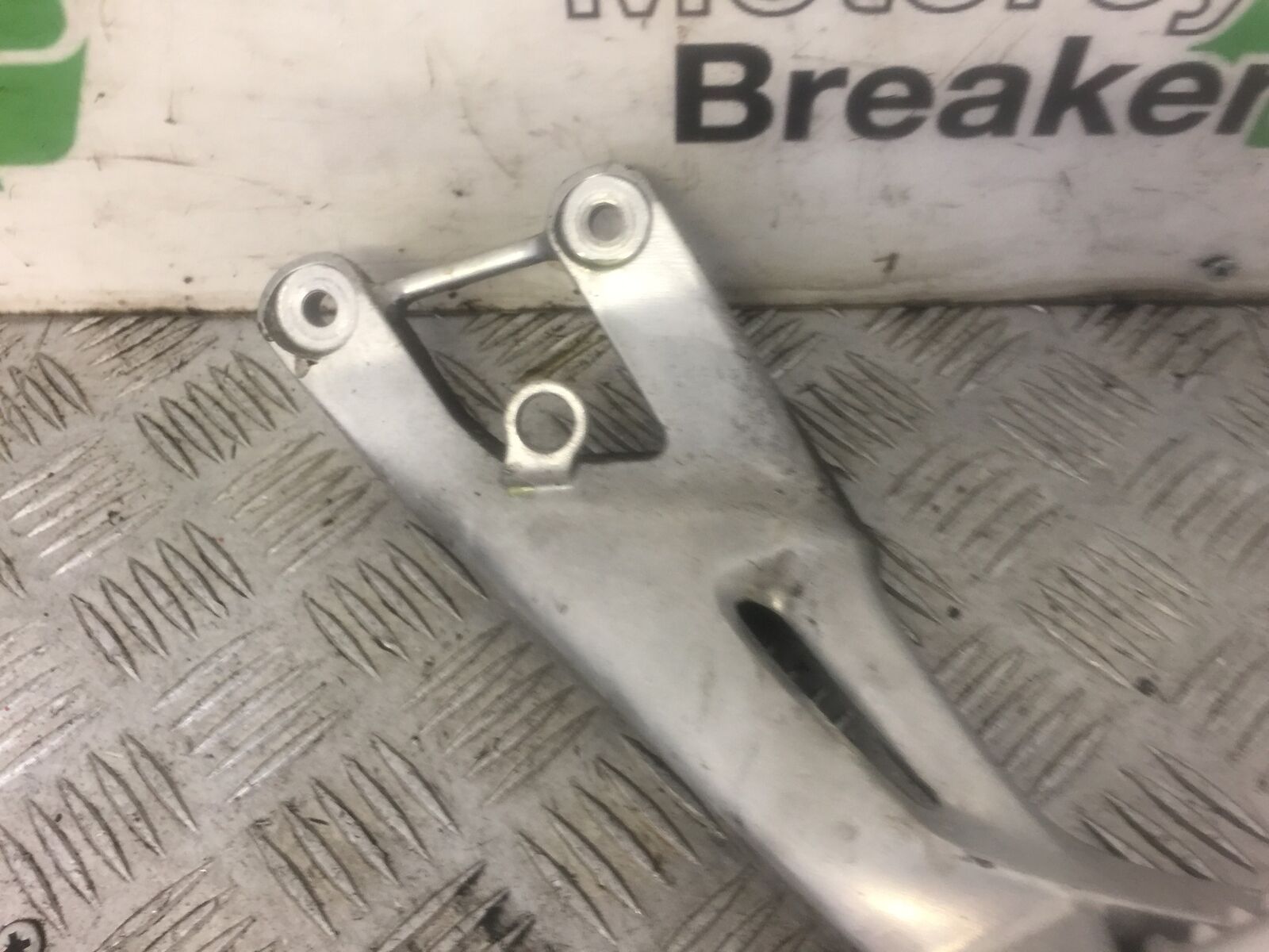 HONDA CBR1100 BLACKBIRD LEFT REAR HANGER AND PEG  YEAR 2002 (STOCK 461)