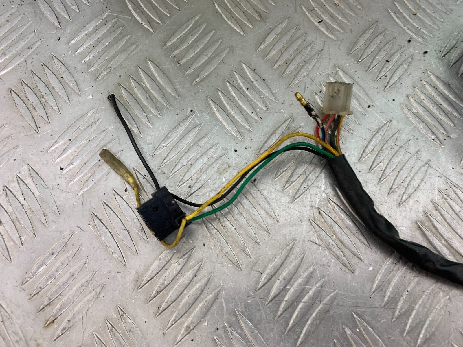YAMAHA XV1100 XV 1100 VIRAGO LEFT SWITCH GEAR  1990-1999 (CMB1190)