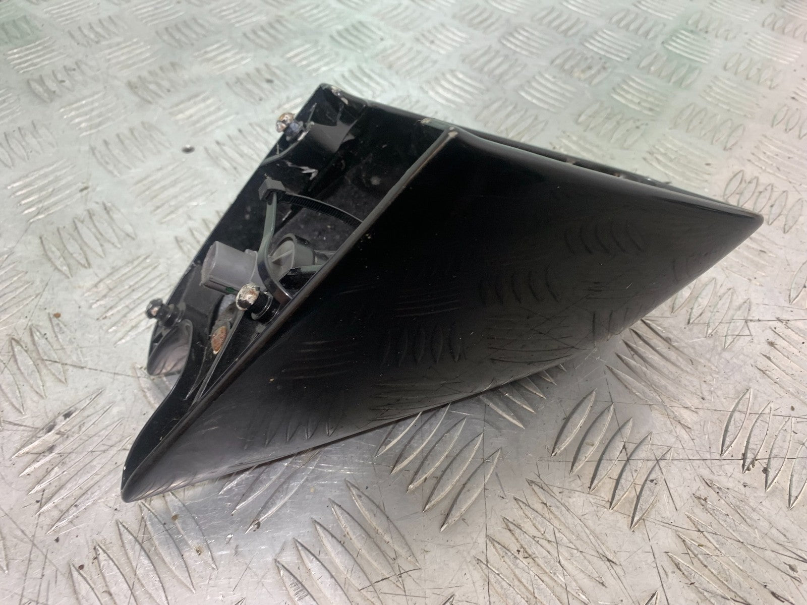 HONDA ST1100 PAN EUROPEAN RIGHT MIRROR COVER    YEAR 1993-2001 (CMB1195)