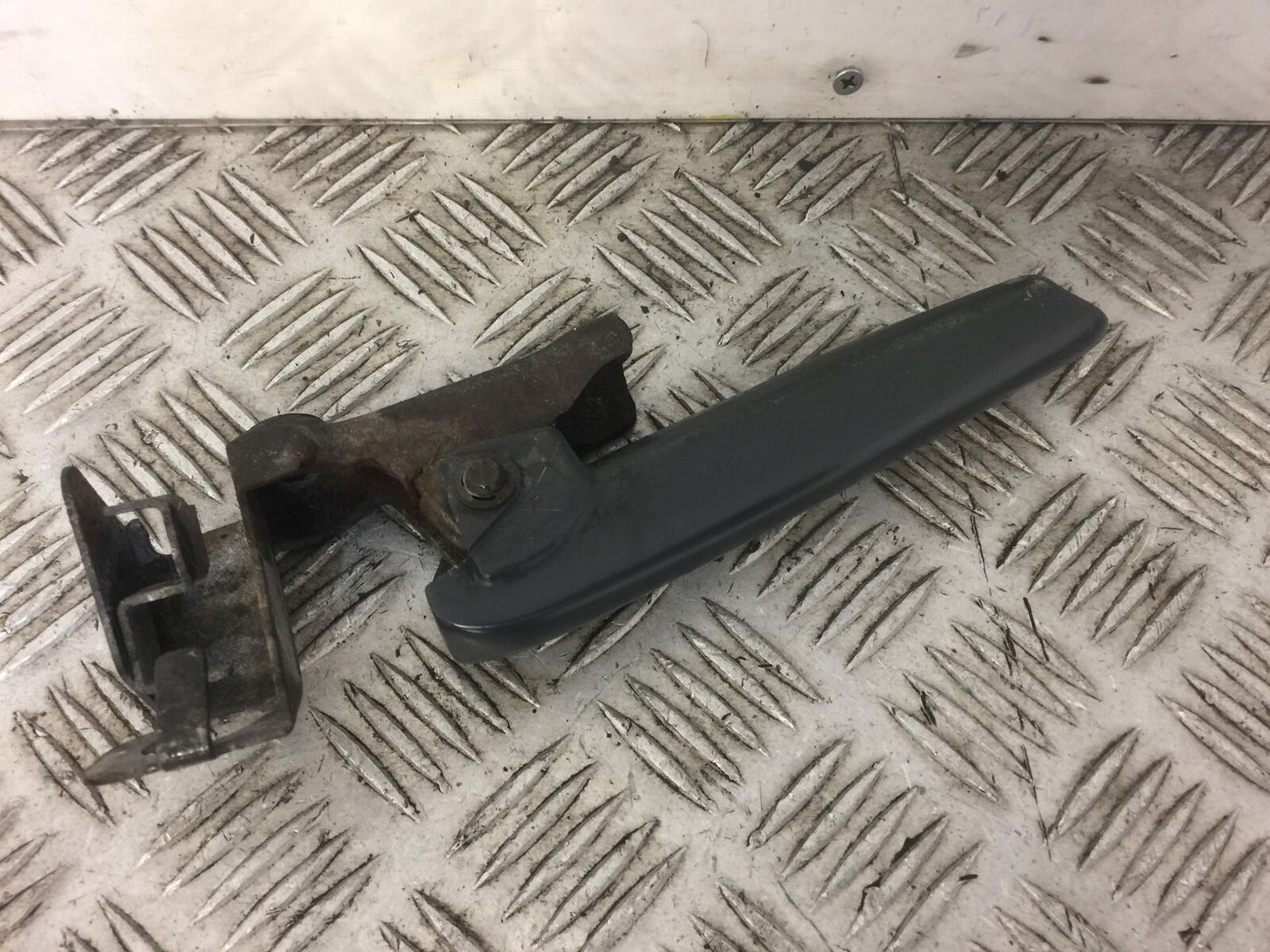HONDA ST1100 ST 1100 PAN EUROPEAN GRAB HANDLE  YEAR 1997 (STOCK NO 317)