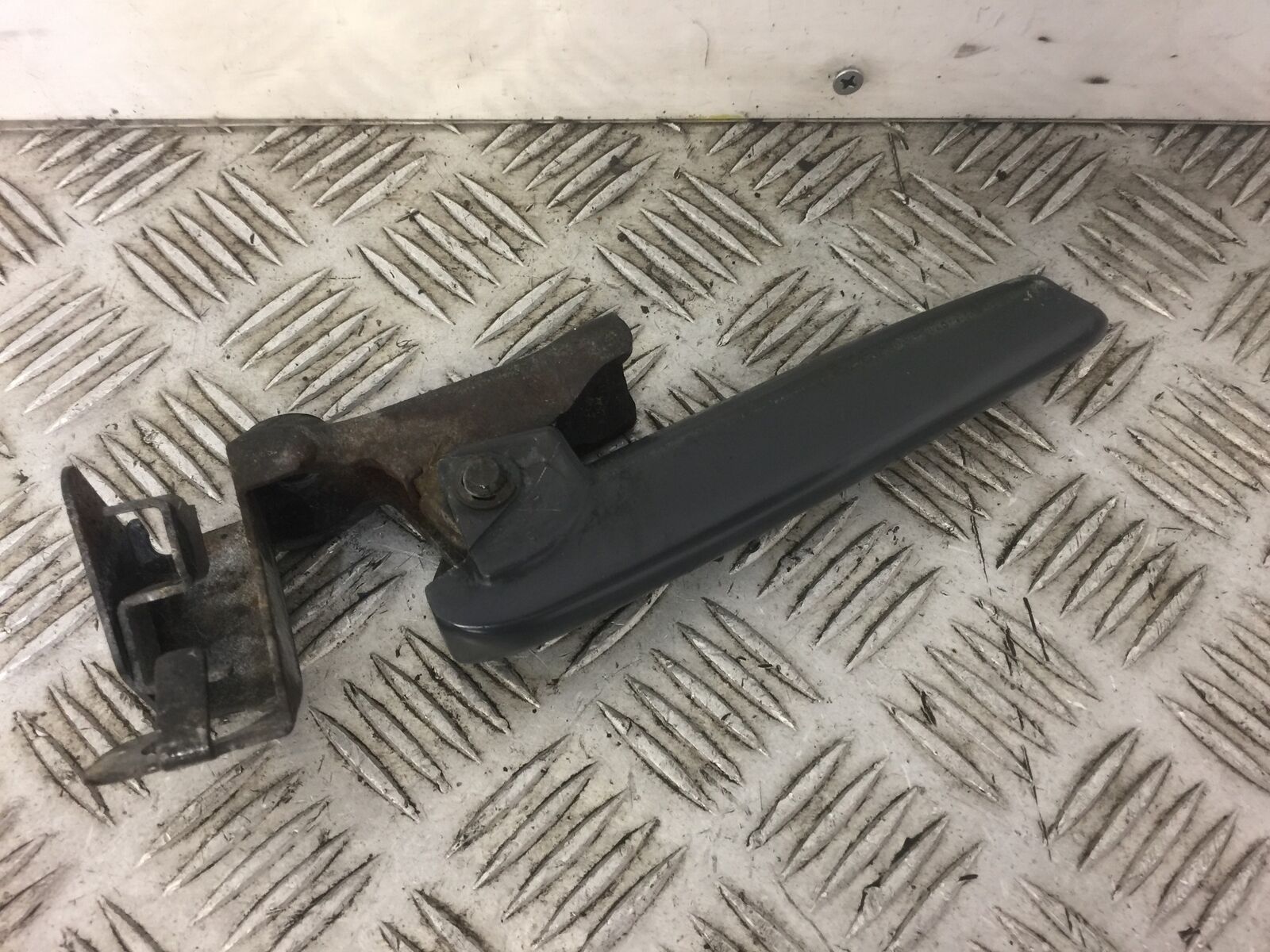 HONDA ST1100 ST 1100 PAN EUROPEAN GRAB HANDLE  YEAR 1997 (STOCK NO 317)