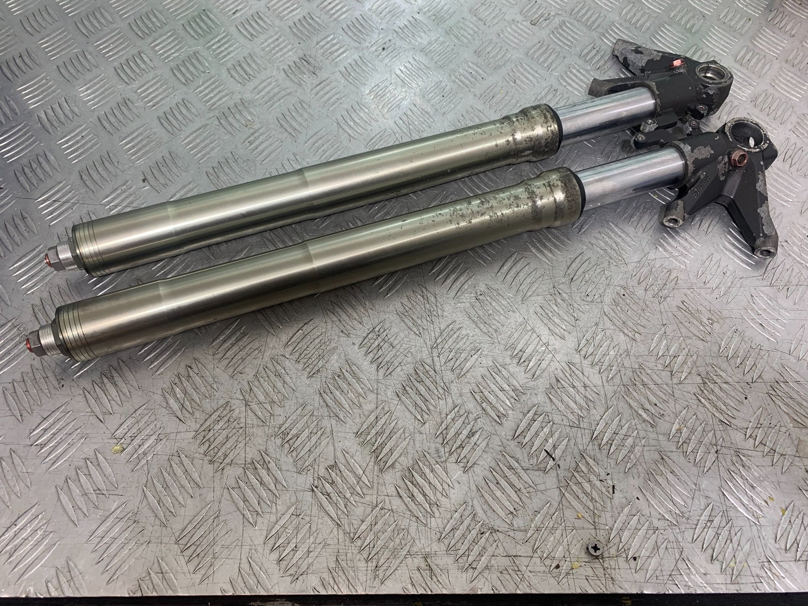 DUCATI 848 FORKS  YEAR 2008-2010 (CMB1323)