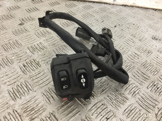 TRIUMPH TROPHY 1215 SE LEFT SWITCH GEAR  2012-2017 (STOCK 740)
