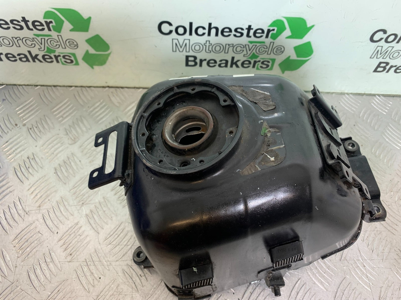 KTM RC125 RC 125 PETROL TANK  YEAR 2017-2022 (CMB 1244)