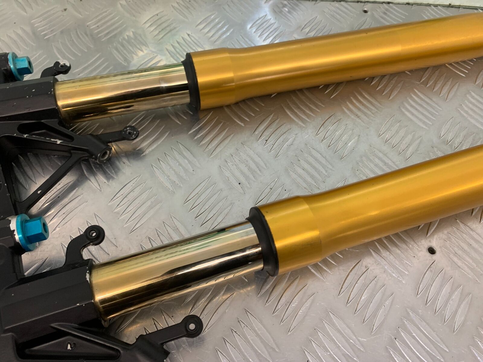 APRILIA RSV1000 R MILLE OHLINS FORKS YEAR 2004-2009 (STOCK 977)