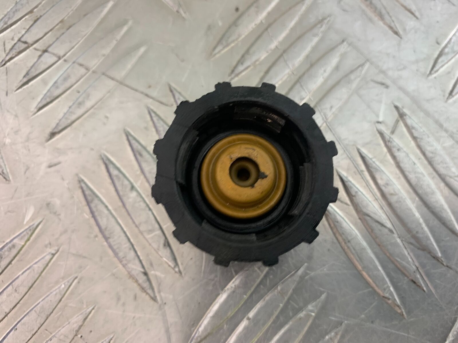 KTM 990 SUPERMOTO T RADIATOR CAP  YEAR 2010-2011  (CMB1127)