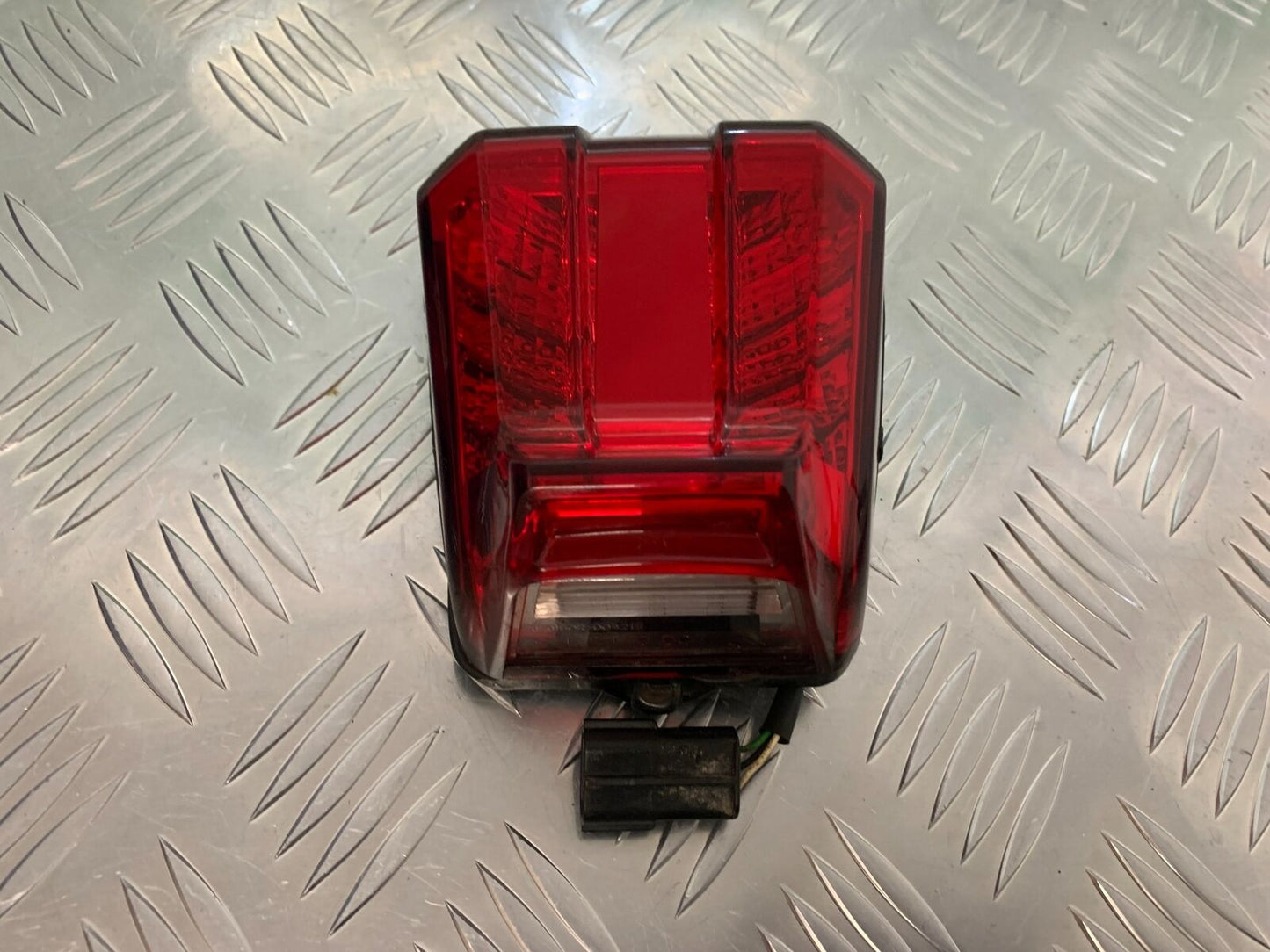 TRIUMPH TIGER 800 XCA REAR LIGHT   YEAR 2015-2017 (STOCK 940)