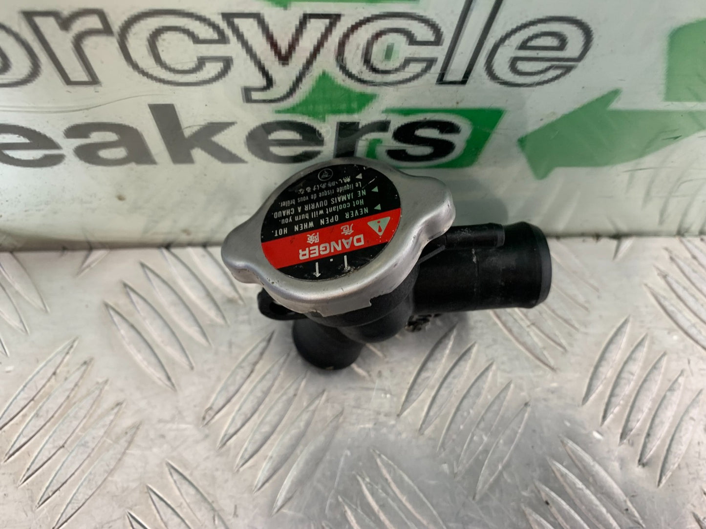 HONDA CBF600 CBF 600 RADIATOR CAP  YEAR 2004 -07 (CMB1247)