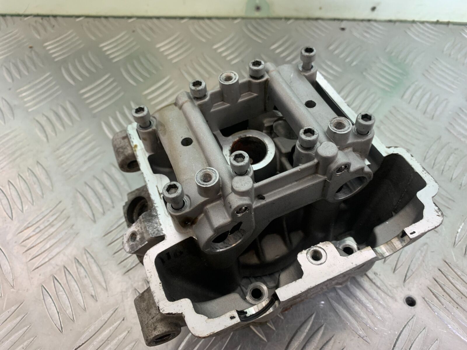 APRILIA RS4 125 CYLINDER HEAD YEAR 2011-2016 (STOCK 994)