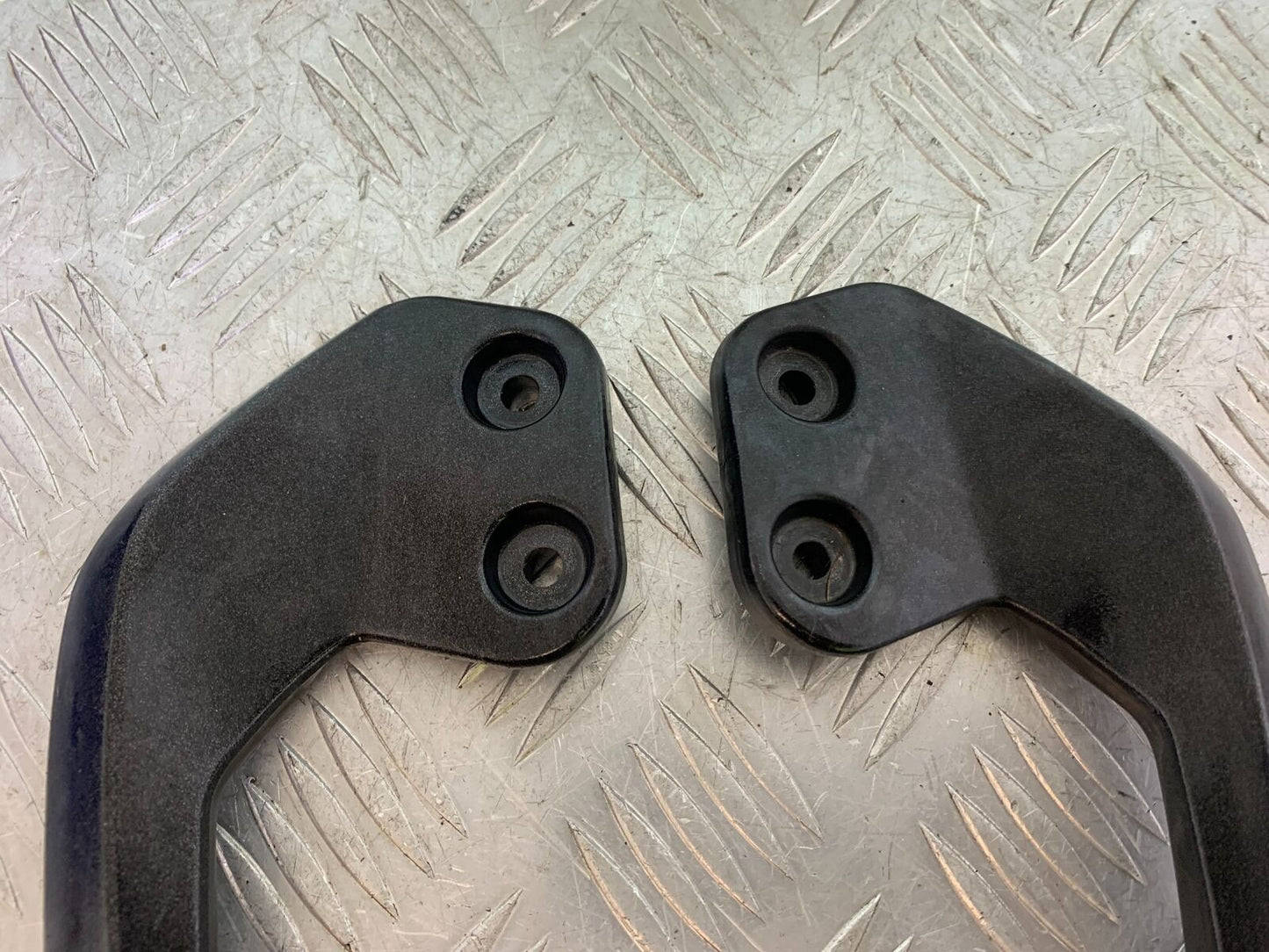 BENELLI BN125 BN 125 GRAB RAILS  YEAR 2018-2021 (CMB1080)