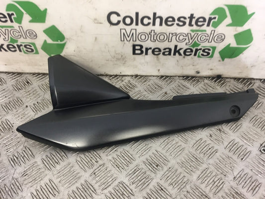 SUZUKI GSF1250 GSF 1250 K8 LEFT SIDE INFILL PANEL  YEAR 2009 (STOCK 431)