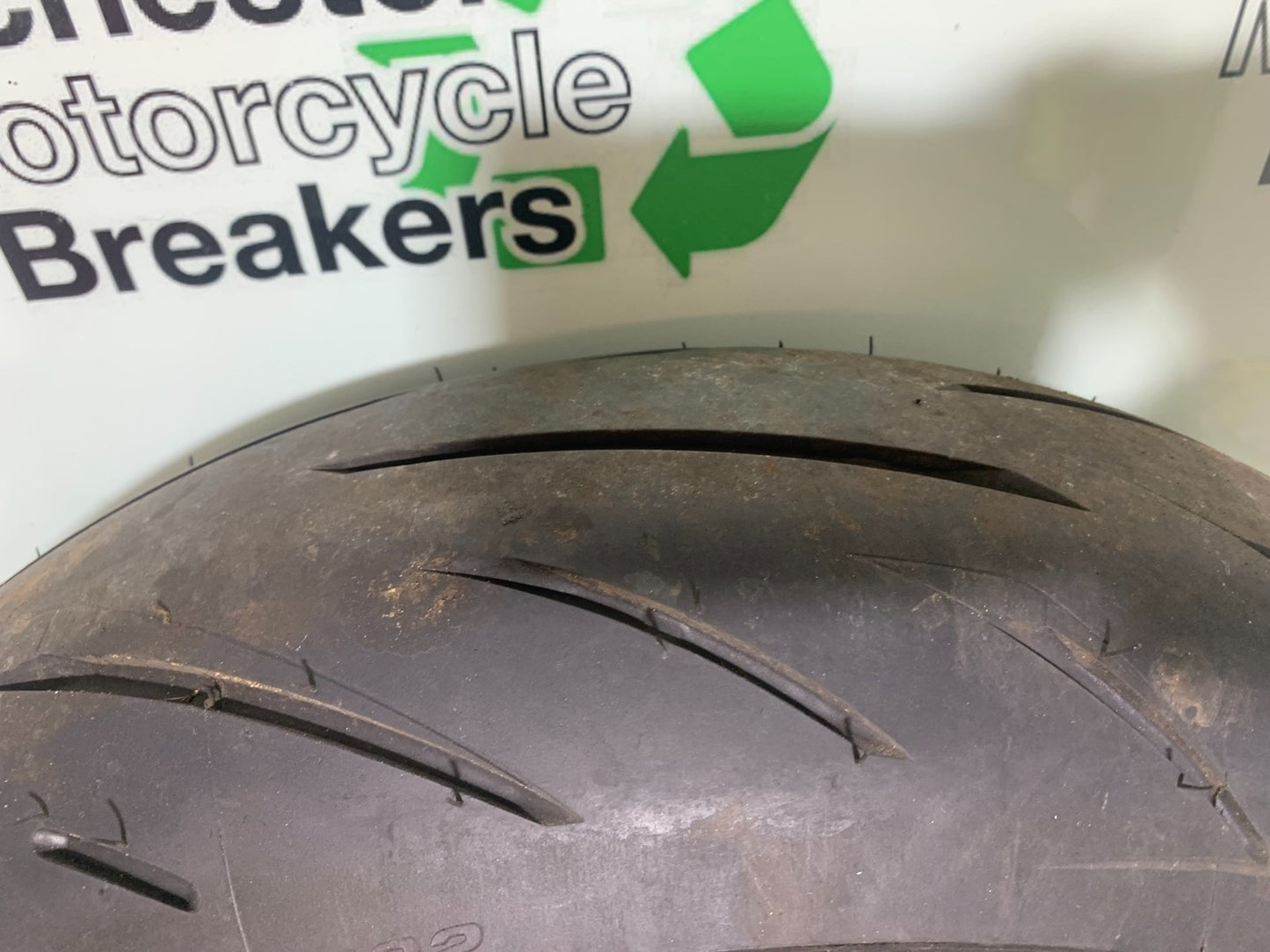 APRILIA RSV4 FACTORY REAR WHEEL  YEAR 2009-2012 (CMB1224)