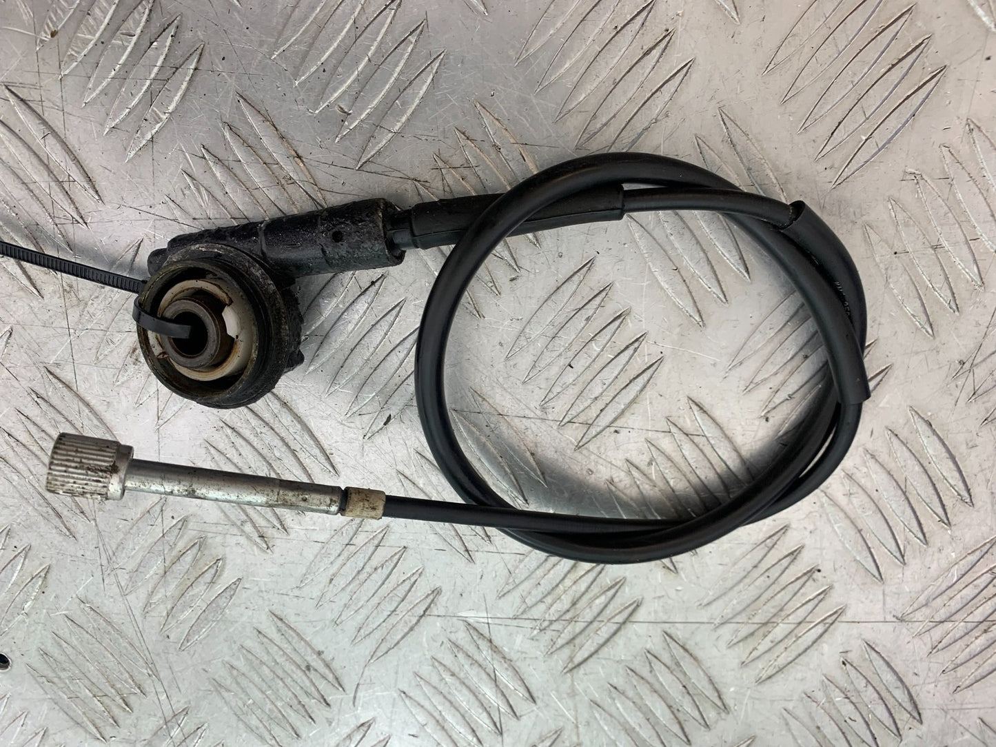 HONDA CBF125 CBF 125 SPEEDO DRIVE AND CABLE   YEAR 2009-14 (CMB1182)