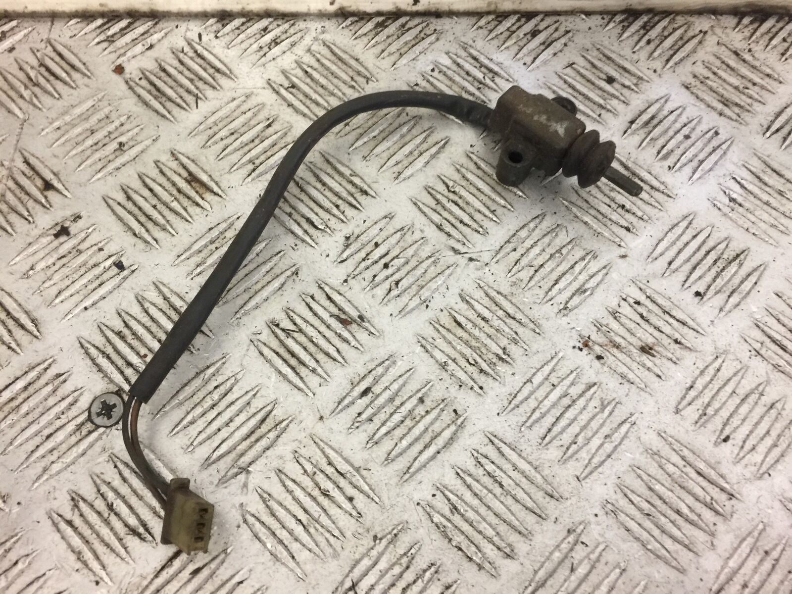 KAWASAKI GPZ600 R GPZ 600 SIDE STAND SWITCH  YEAR 1987 (STOCK 519)