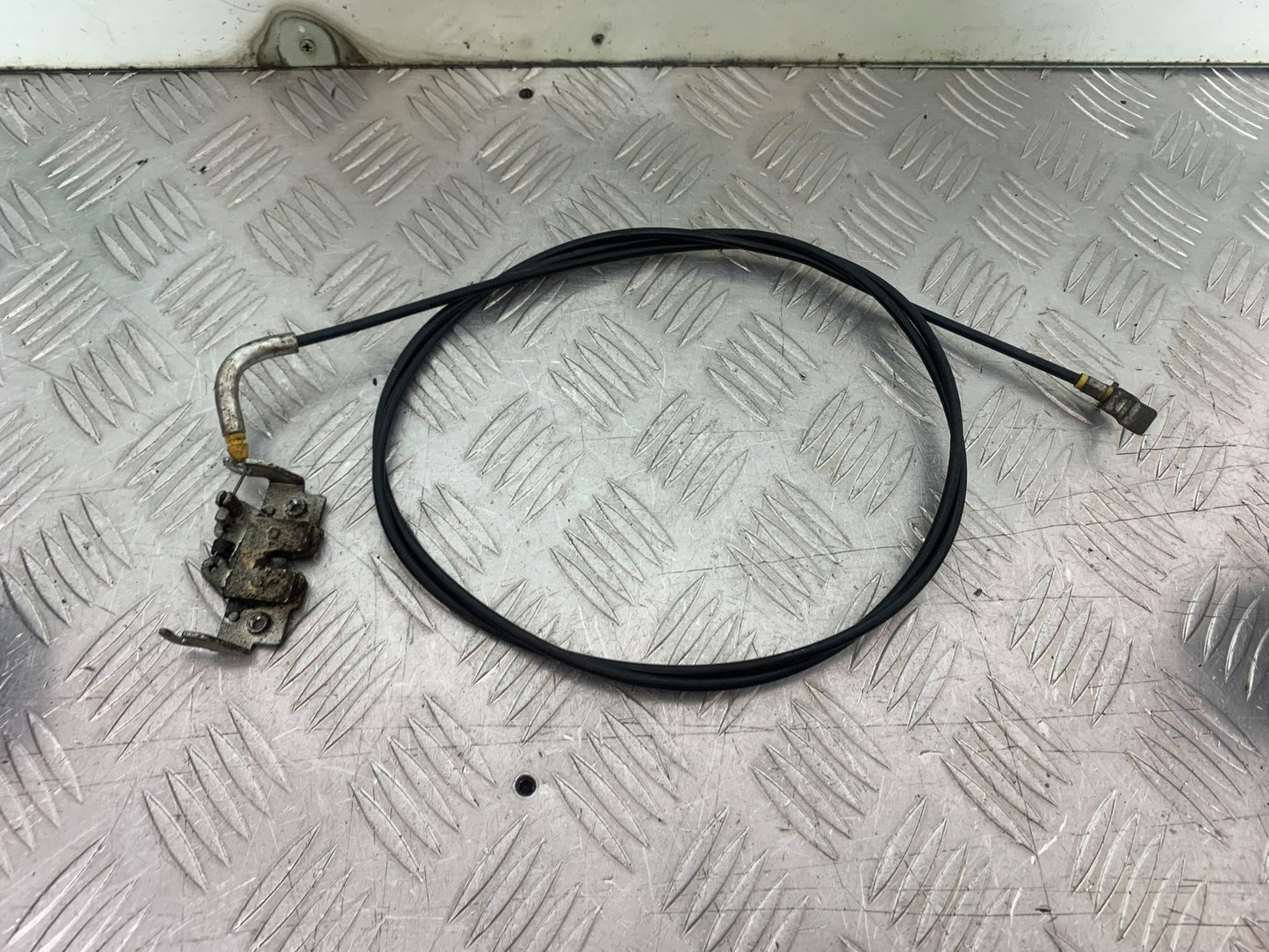 SUZUKI AN 200 UH 200 SEAT CATCH AND CABLE  YEAR 2007-2009 (CMB1256)