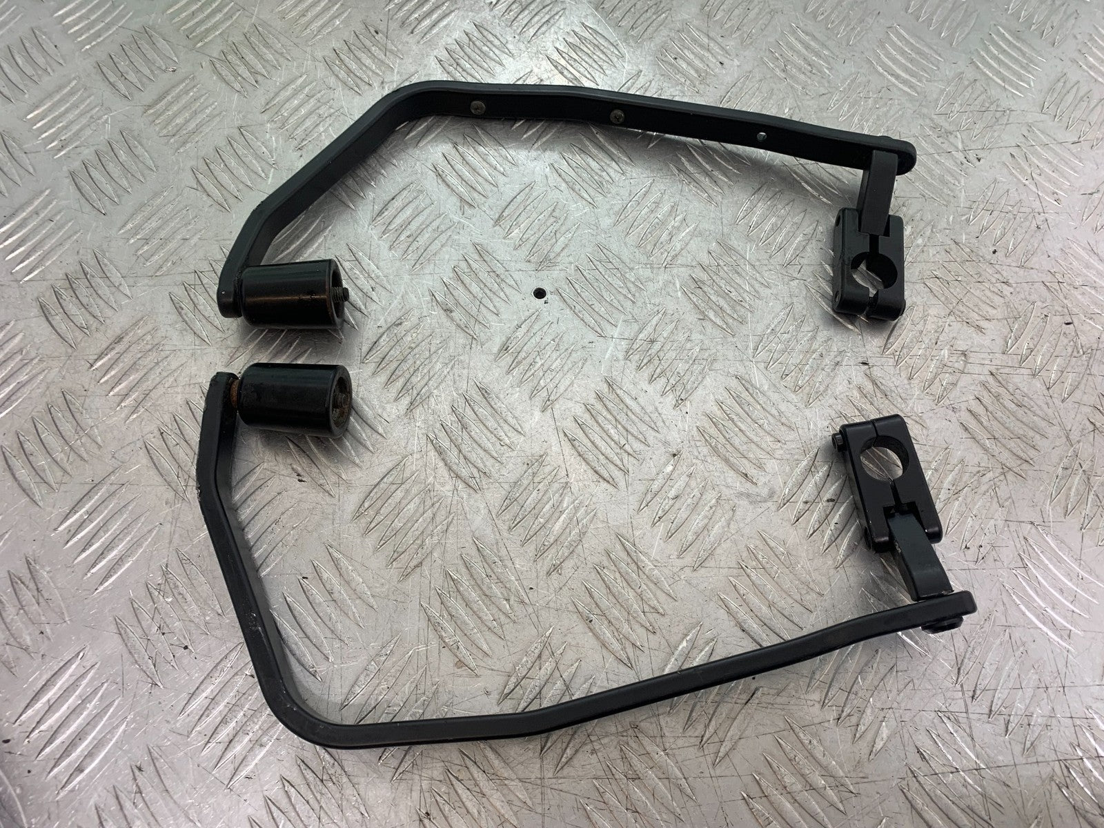 KAWASAKI 650 VERSYS HAND GUARDS   YEAR 2015-2018 (CMB1288)