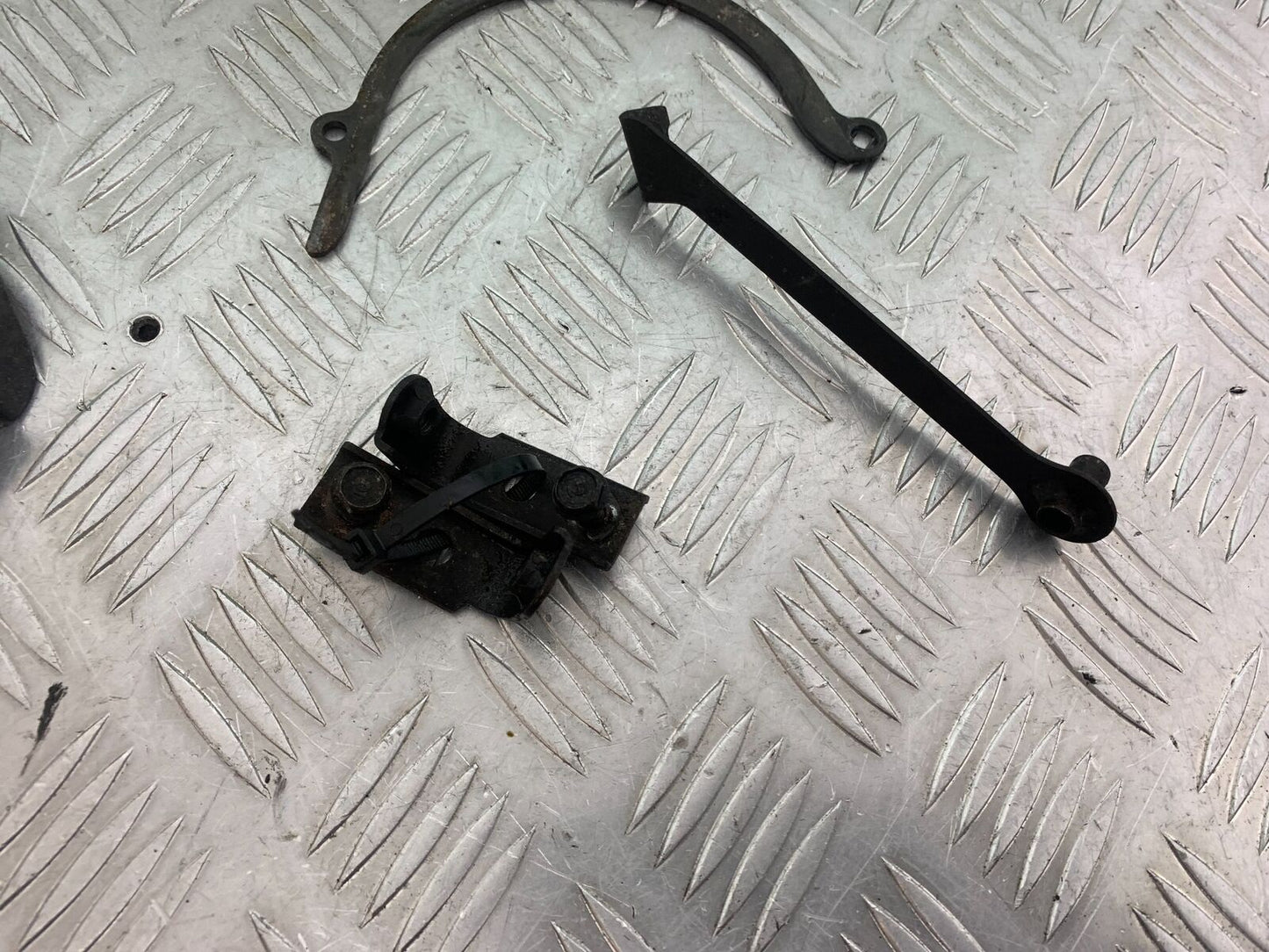 HONDA CBR1100 BLACKBIRD BRACKETS  YEAR 1999-2005 (CMB1103)