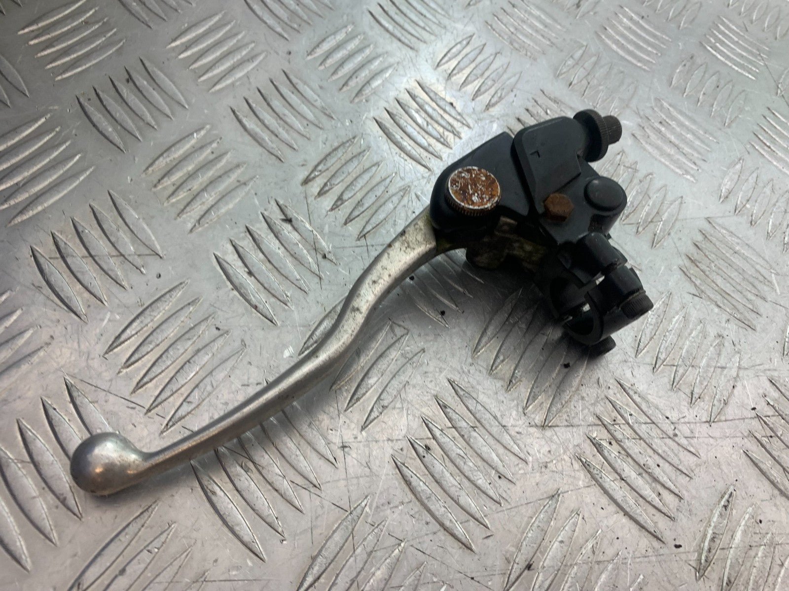 KAWASAKI ER6 F ER6F CLUTCH LEVER AND BRACKET   YEAR 2005-2008 (CMB1277)