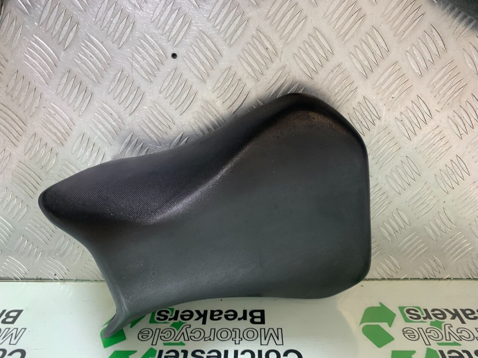 SUZUKI SV1000 SV 1000 K4 FRONT SEAT YEAR 2003-2007 (CMB1042)