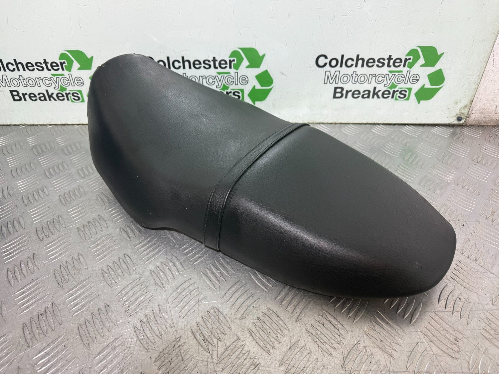 SUZUKI GSF1200 GSF 1200 BANDIT SEAT YEAR 1997-2000