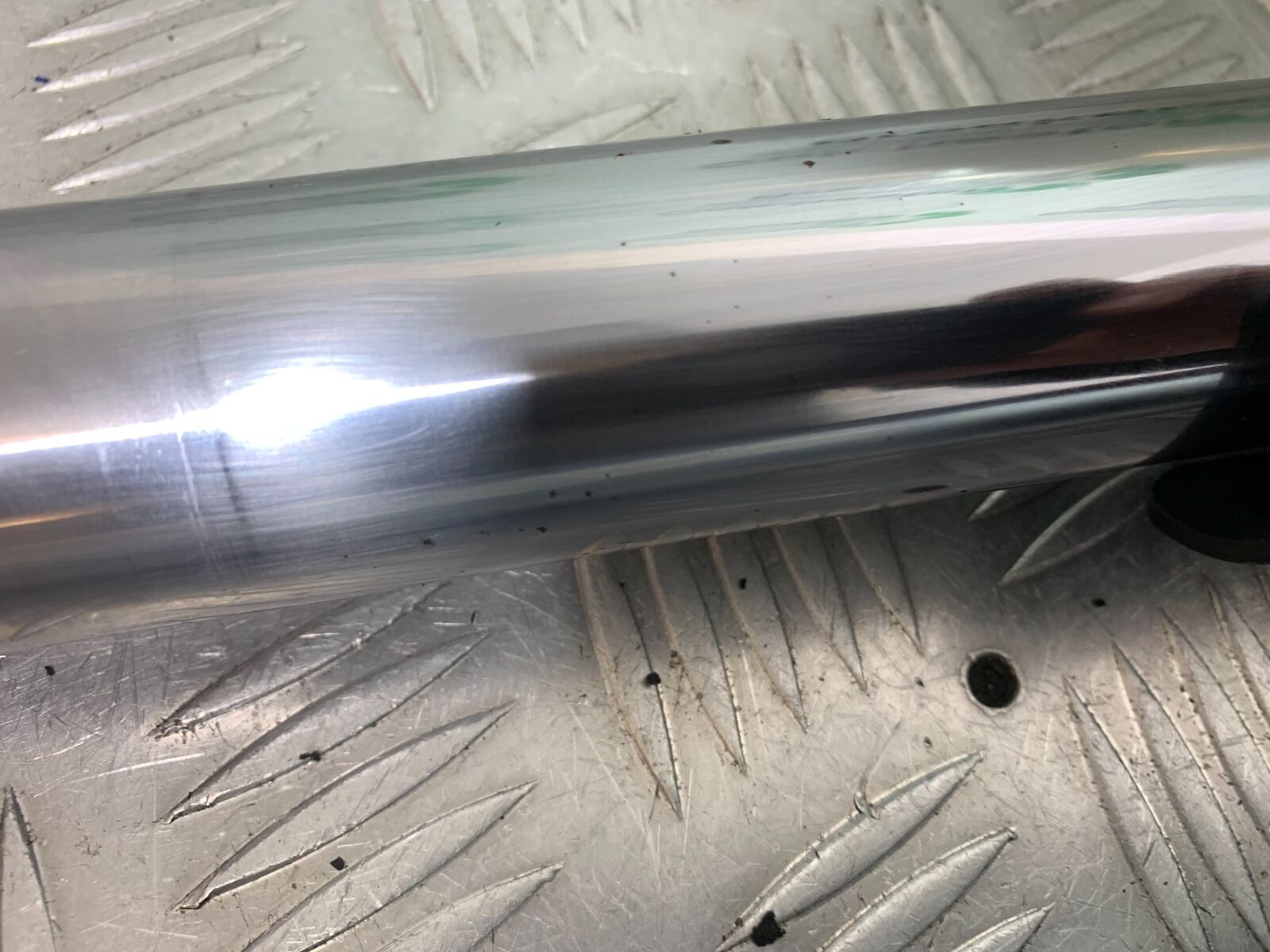 HONDA CBR1100 BLACKBIRD FORKS    YEAR 1999-2005 (CMB1103)