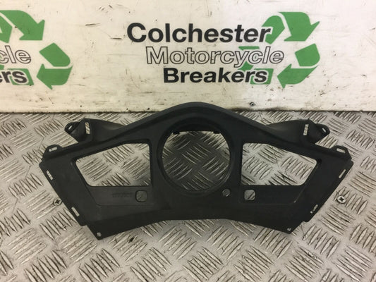 HONDA VFR800 V TEC SPEEDO SURROUND YEAR 2009-2013  (ABS) STOCK 576