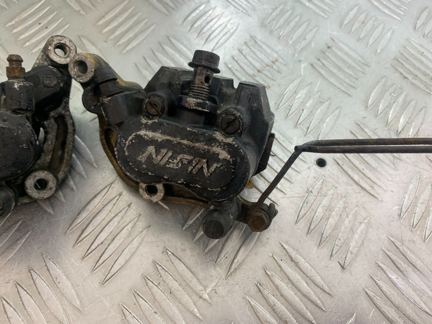 HONDA CBR600 CBR 600 F2 FRONT BRAKE CALIPERS  YEAR 1991-1993 (CMB1114)