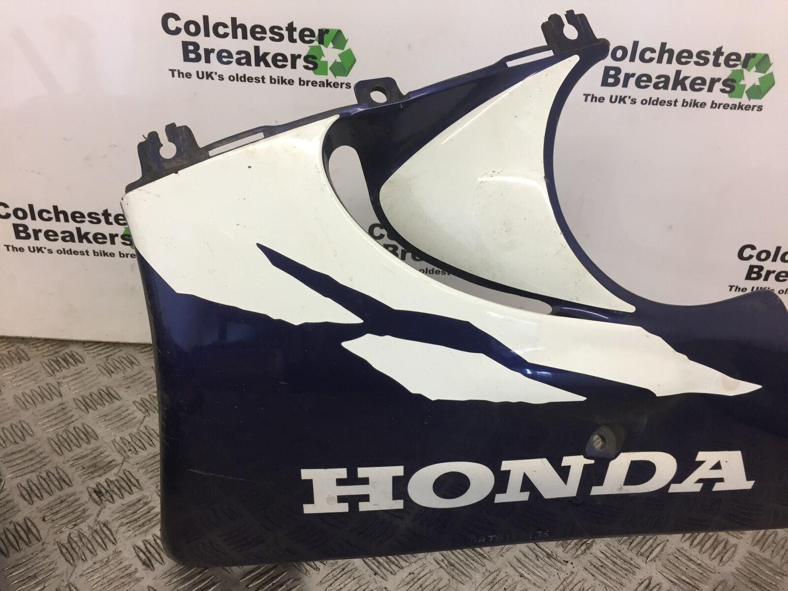 HONDA CBR 900 CBR900 FIREBLADE LEFT BELLYPAN  YEAR 1998 1999
