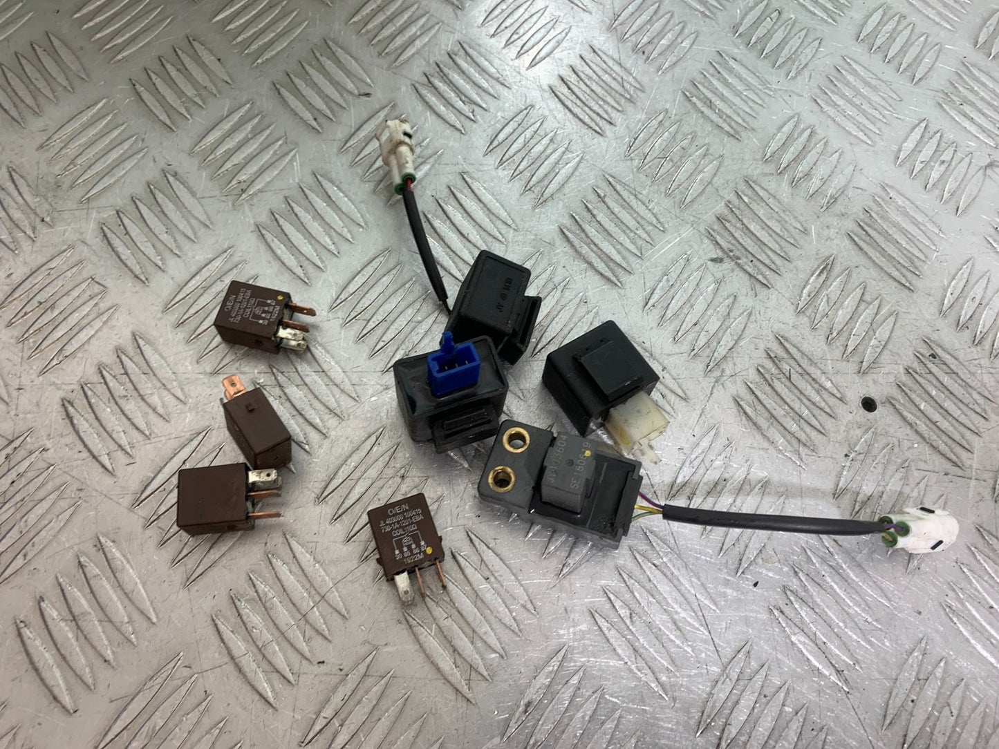 KTM DUKE 390 RELAYS   YEAR 2017- 2023 (CMB1314)