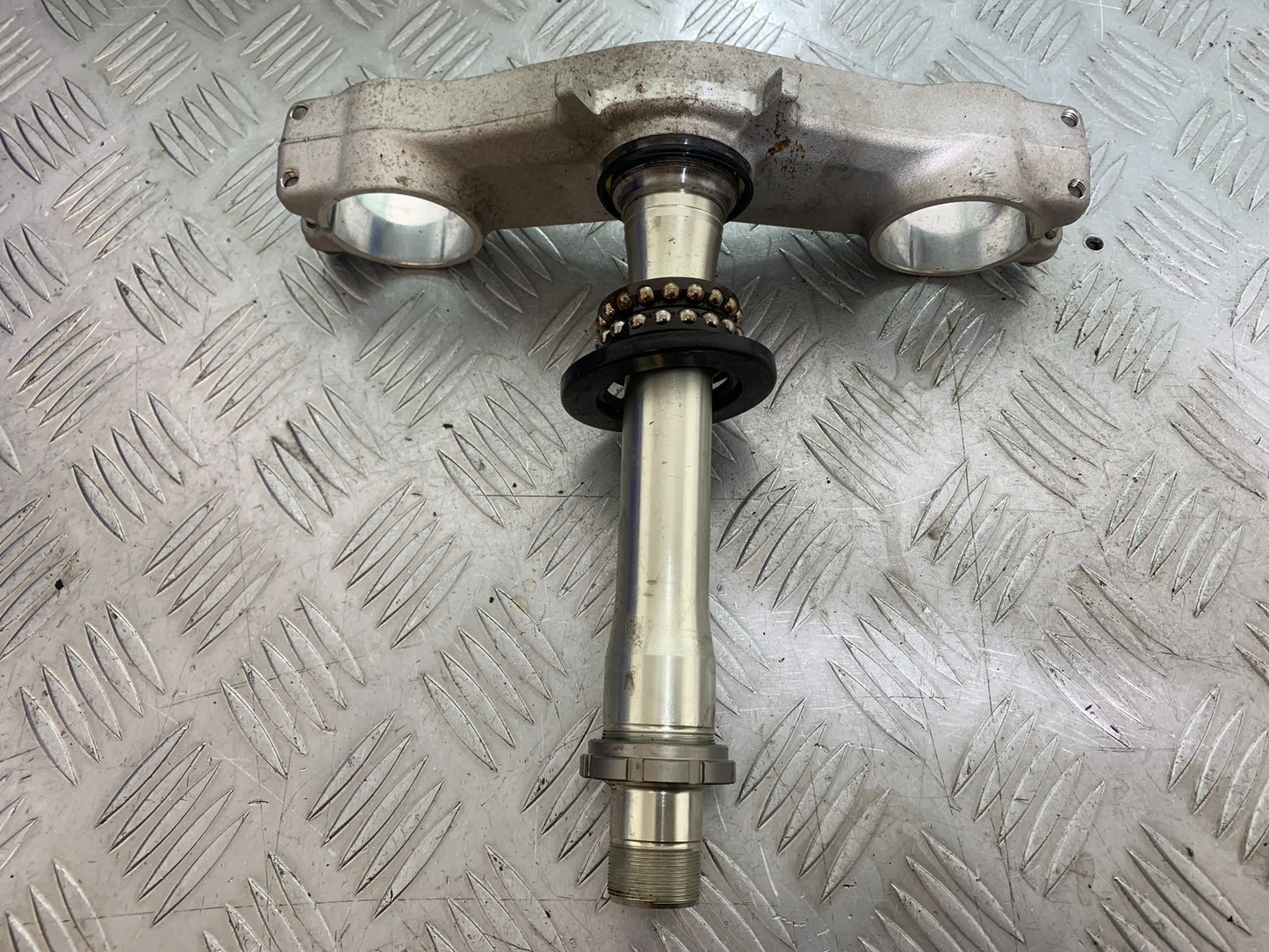 KAWASAKI ZX10R ZX 10R BOTTOM YOKE  YEAR 2011-2015 (CMB1154)