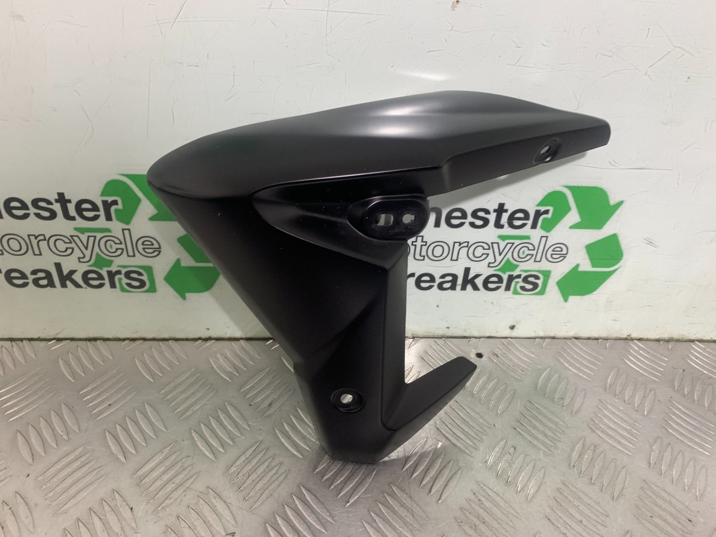 TRIUMPH 675 STREET TRIPLE RX LEFT RADIATOR COWL  2015-2017 (CMB1299)