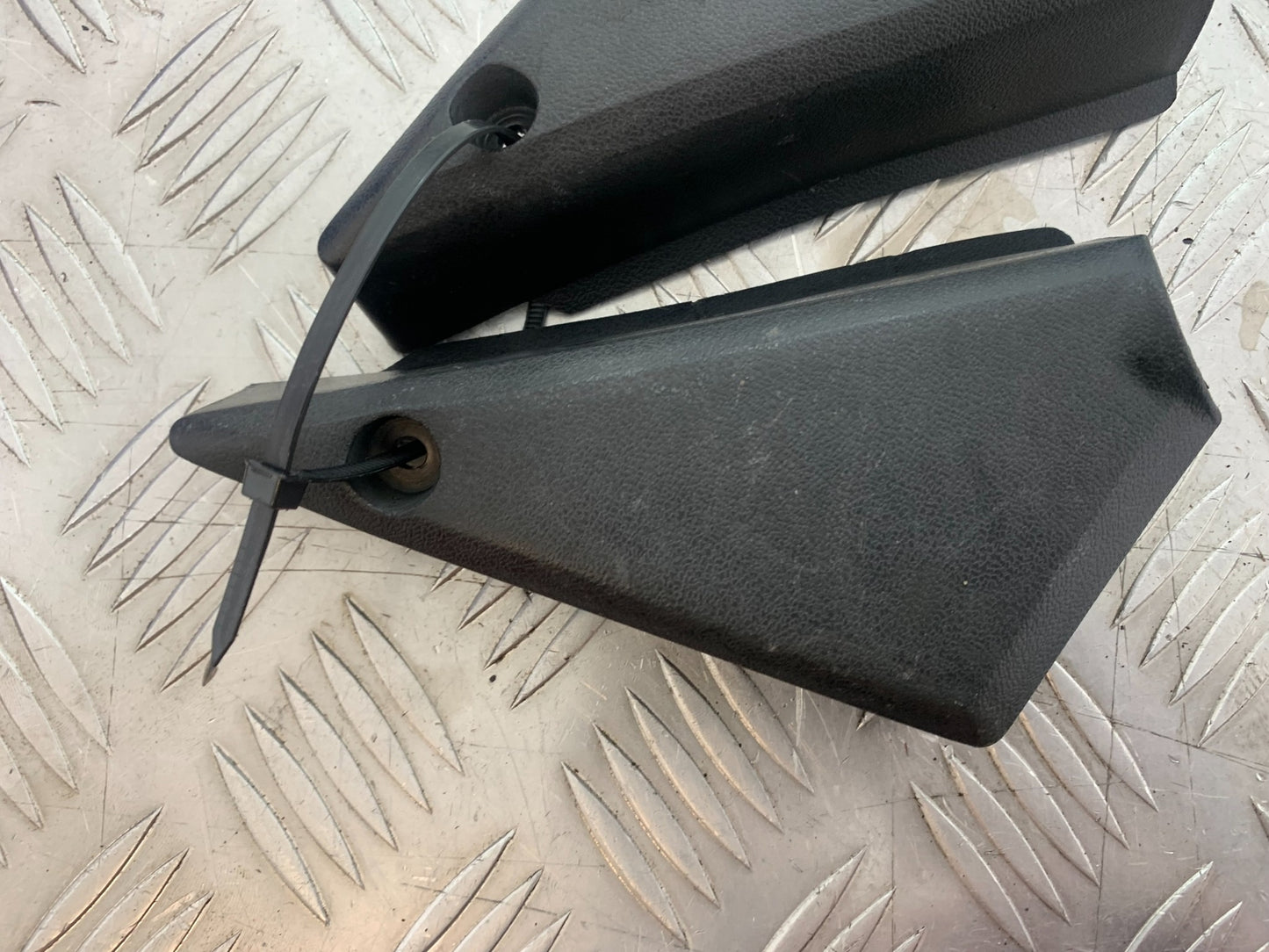 SUZUKI GSF1200  GSF 1200 BANDIT FRAME COVERS YEAR 1997-2000 (CMB1149)