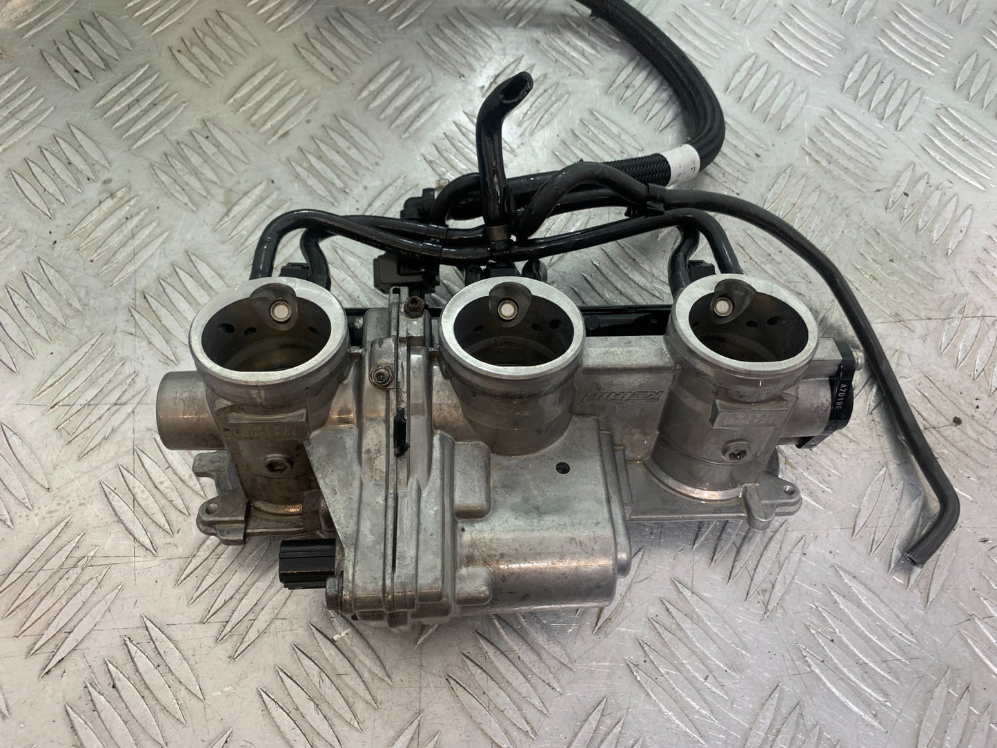 TRIUMPH TIGER 800 XRT THROTTLE BODIES   2018-2020 (CMB1193)