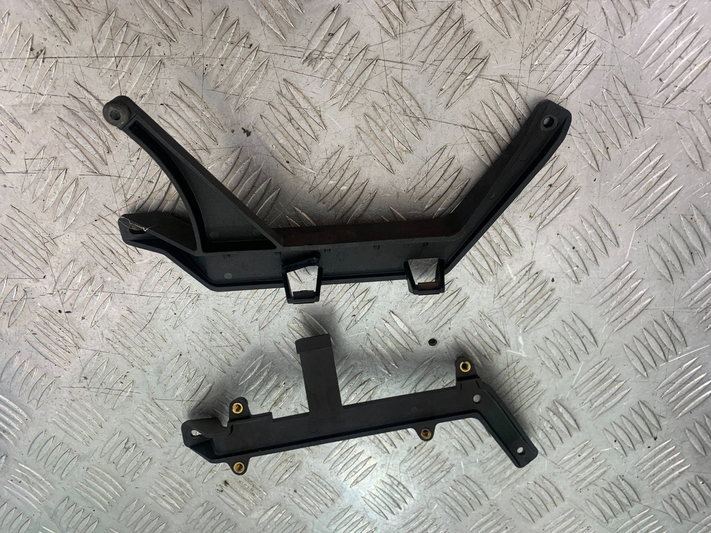 TRIUMPH 1050 SPRINT ST FRAME BRACKETS   2004-2007 (CMB1197)