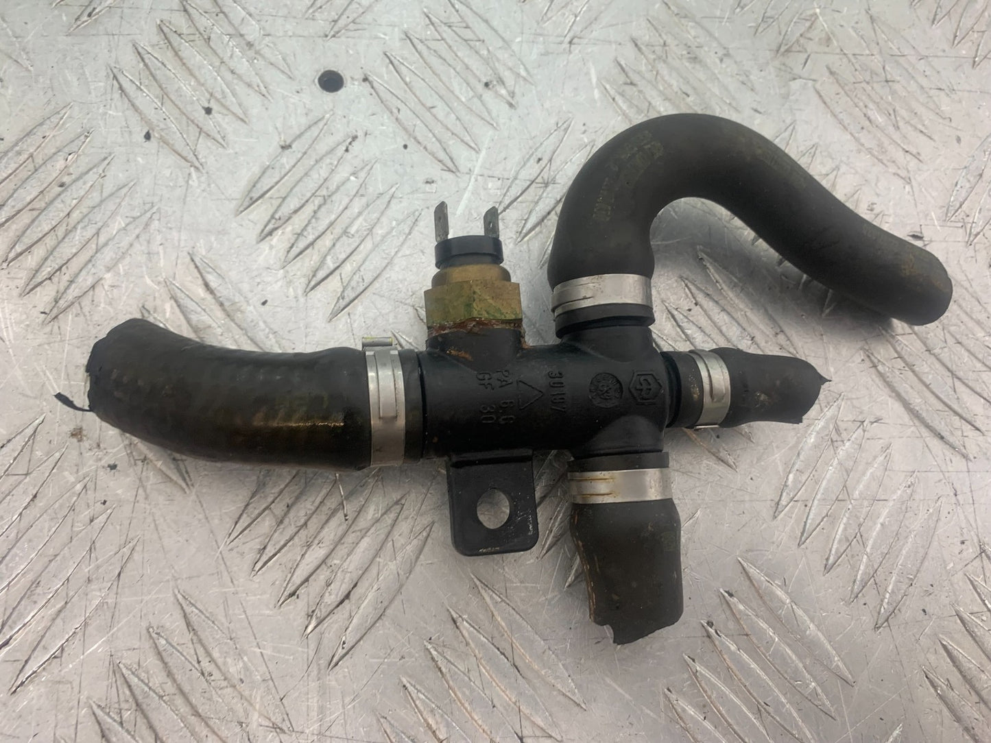 PIAGGIO VESPA GT125 L FAN SWITCH  YEAR 2003 (CMB1300)