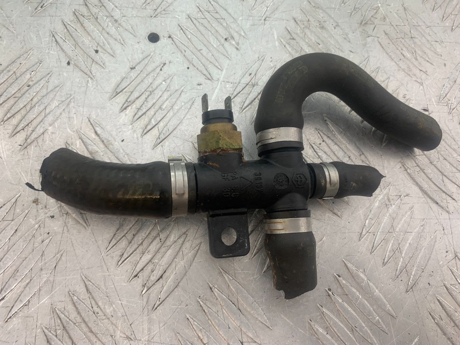 PIAGGIO VESPA GT125 L FAN SWITCH  YEAR 2003 (CMB1300)