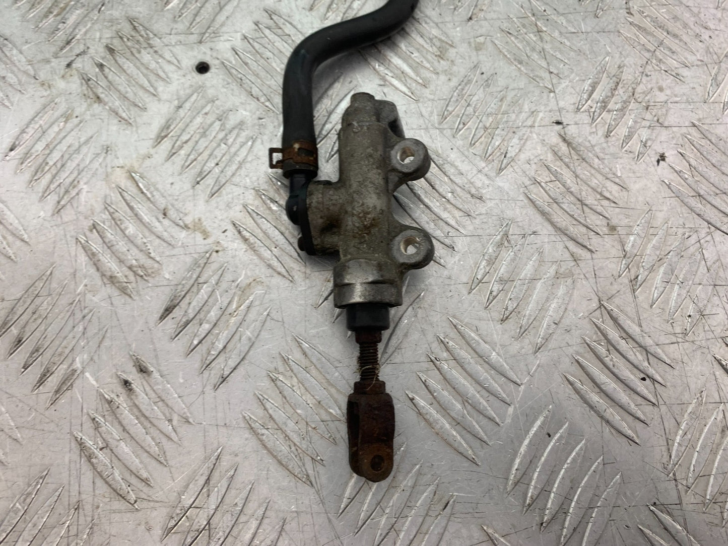 SUZUKI GSF600 GSF 600 BANDIT REAR MASTER CYLINDER   2000-2004 (CMB1269)