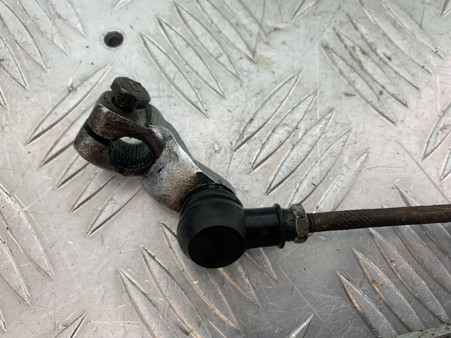 YAMAHA FJ1100 FJ 1100 GEAR LEVER YEAR 1984-1985 (CMB1101)