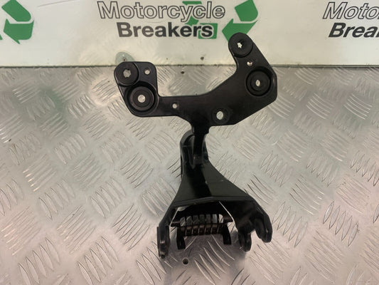 TRIUMPH 675 STREET TRIPLE RX FAIRING BRACKET YEAR 2015-17 (STOCK 971)