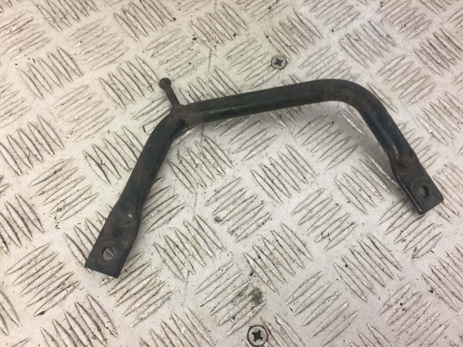 HONDA CB1300 CB 1300 SA-7 GRAB RAIL  YEAR 2005-2009  STOCK 623