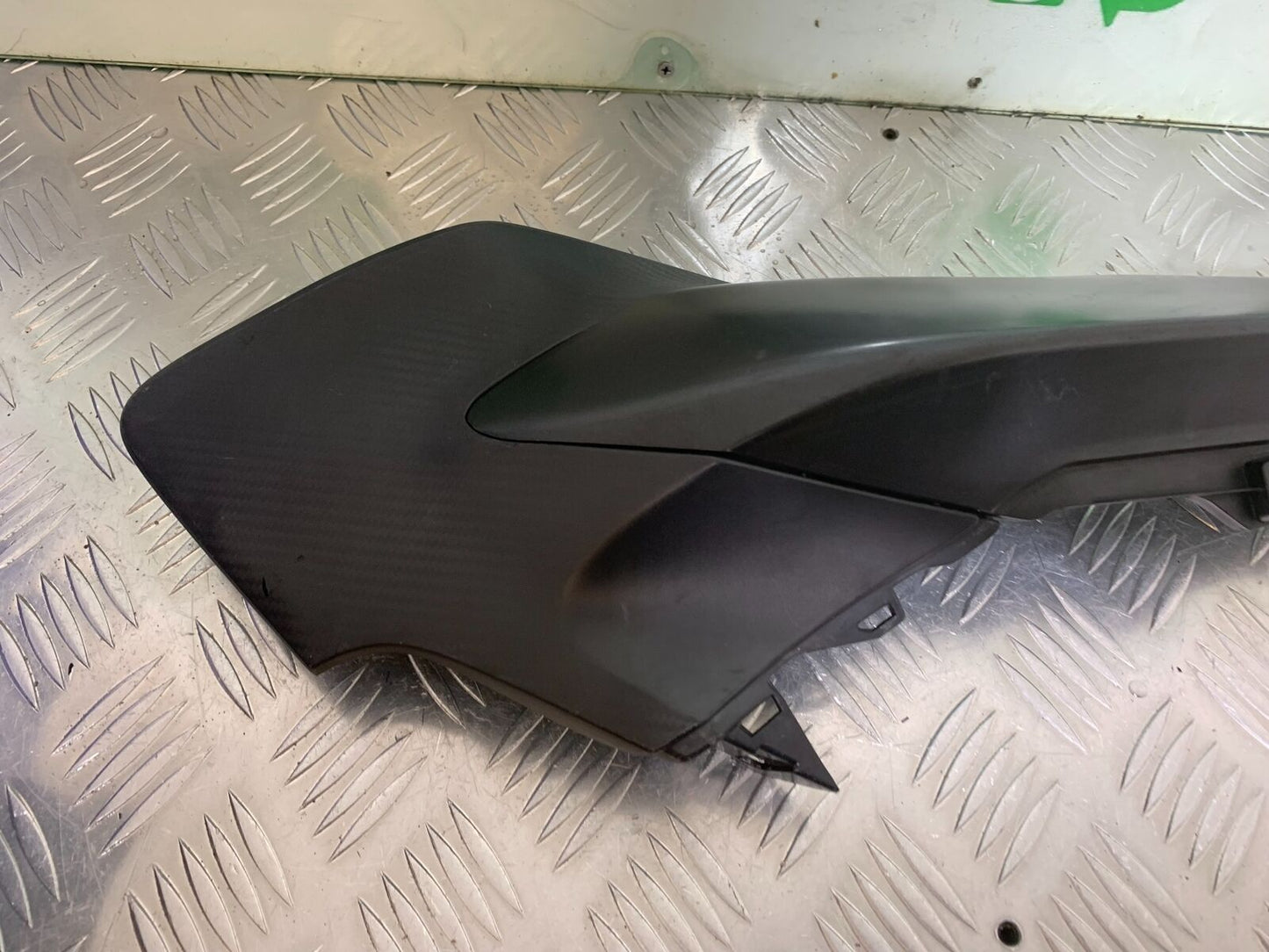 HONDA CBR650 F CBR 650F RIGHT TOP SIDE FAIRING YEAR 2014-2017  (STOCK 998)
