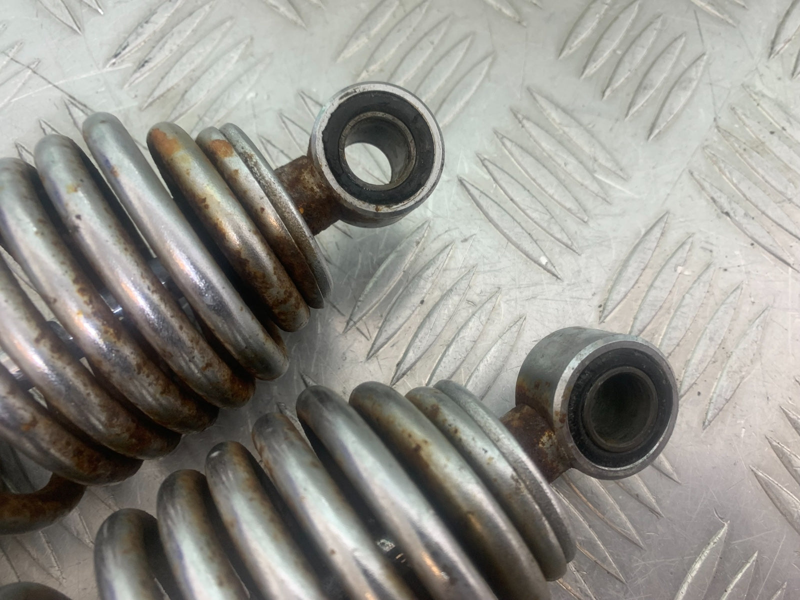 YAMAHA XV535 XV 535 VIRAGO REAR SHOCKS  YEAR 1994-02 (CMB1139)