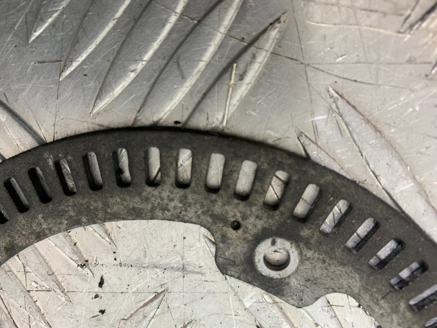 TRIUMPH 1050 SPRINT GT REAR ABS RING GEAR  YEAR 2010-2016 (CMB1250)