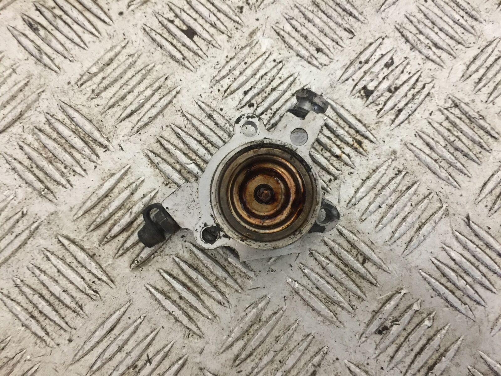 TRIUMPH TROPHY 1215 SE CLUTCH SLAVE CYLINDER   2012-2017 (STOCK 740)