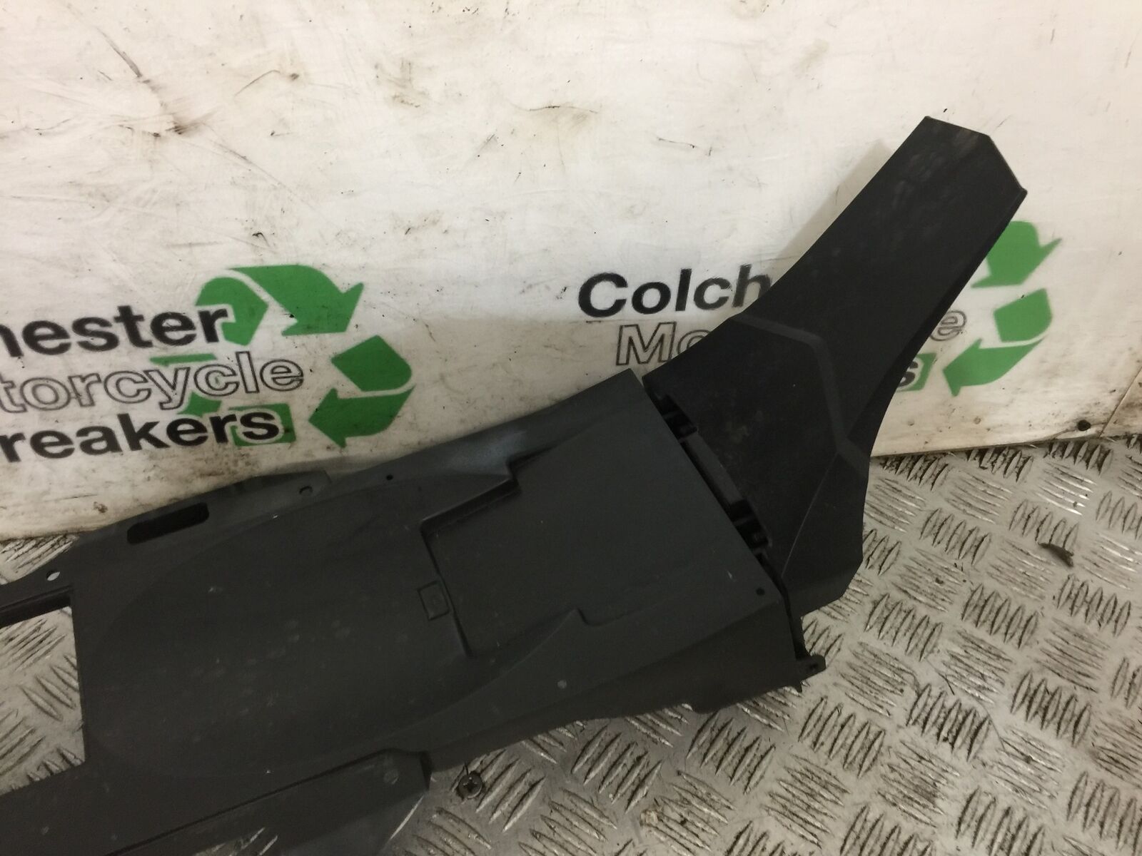 YAMAHA MT03 PETROL TANK  YEAR 2018  (STOCK 801)